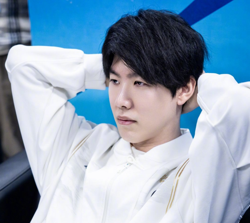 LPL夏季赛季后赛：LNG 3：2 击败V5，三连胜进入四强