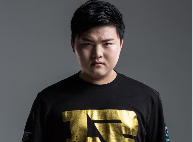 夏季赛骑士之路D1：Yskm首发对位Burdol，Ahn交手Shaoye