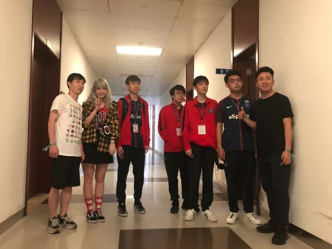 侧定点